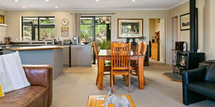97 Parekaawa Drive 2645_6