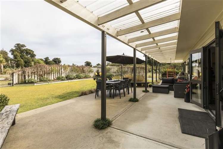 9 Adair Road Haast_25