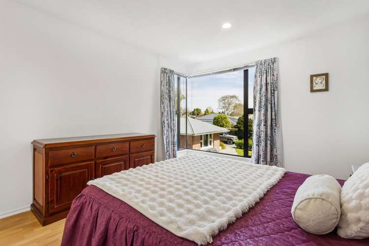 2/4 Bevington Street Avonhead_14