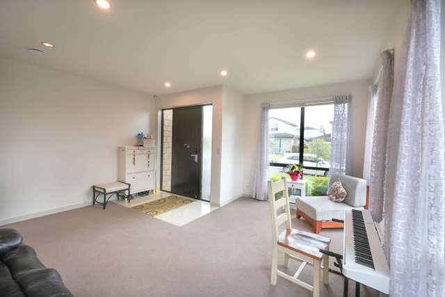 12 Springside Drive Flat Bush_4