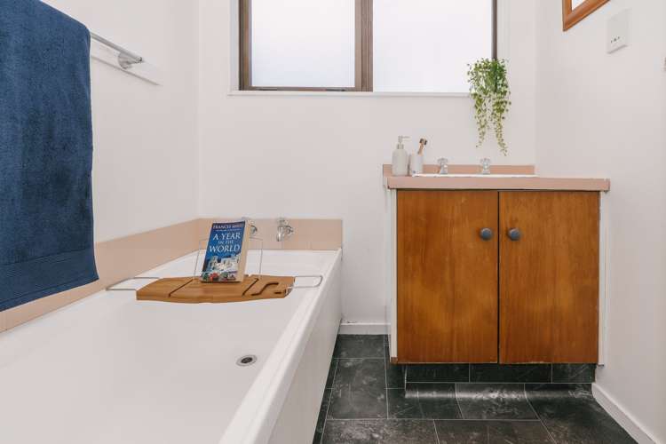 126d Ferguson Street West End_10