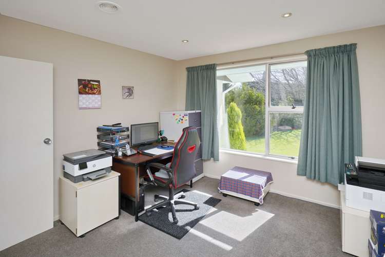 451 Johns Road Fernside_11