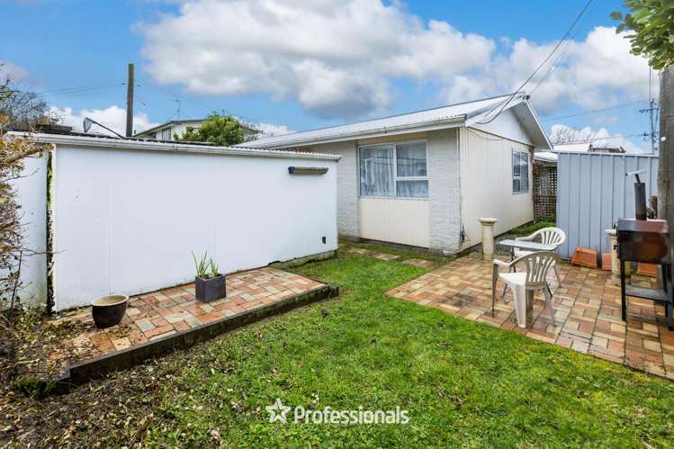 3/10 Islington Street Trentham_11