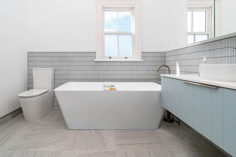 33 Grove Road Kelburn_16