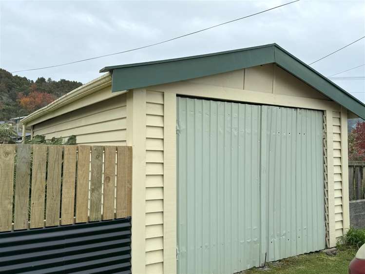 33 Macdougall Avenue Dunollie_24