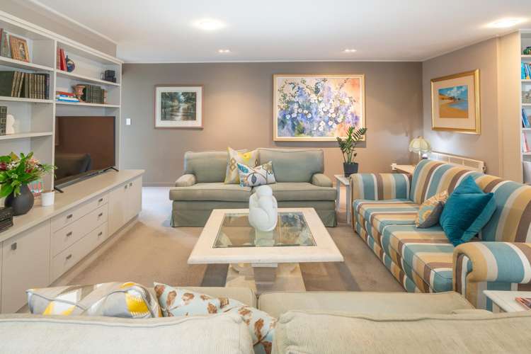 13/32 Hobson Street Thorndon_9