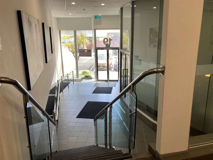 Level 1, 19 Market Grove Hutt Central_14