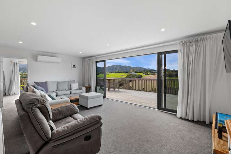 471 King Road_4