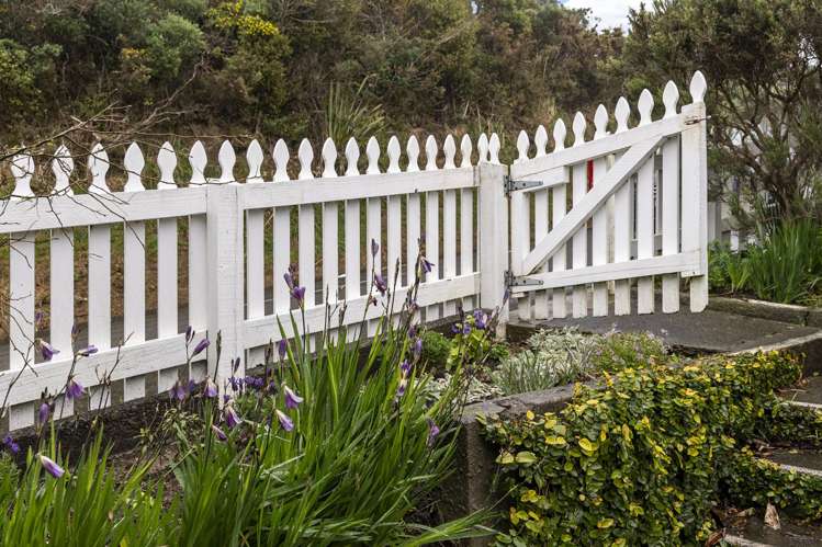 26 Collier Avenue Karori_18