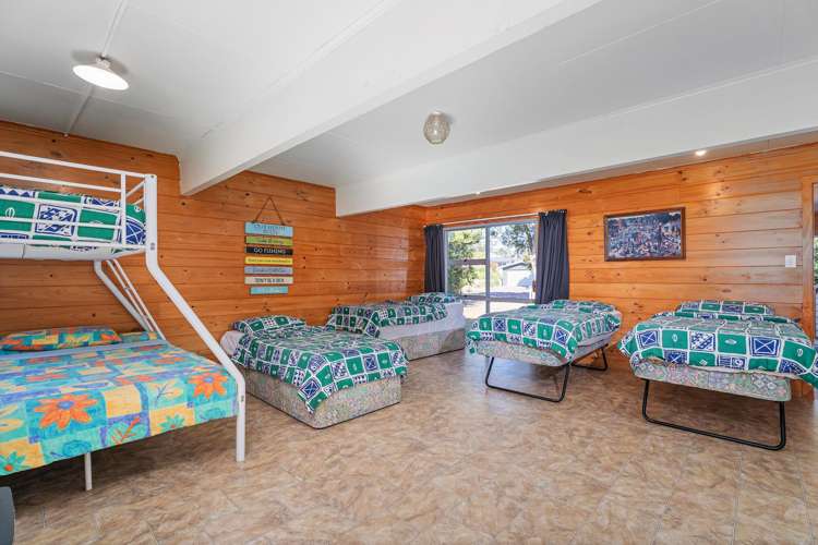 32 McCall Ave Pauanui_11