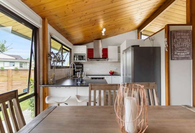 8 Lansdown Place Papakura_3