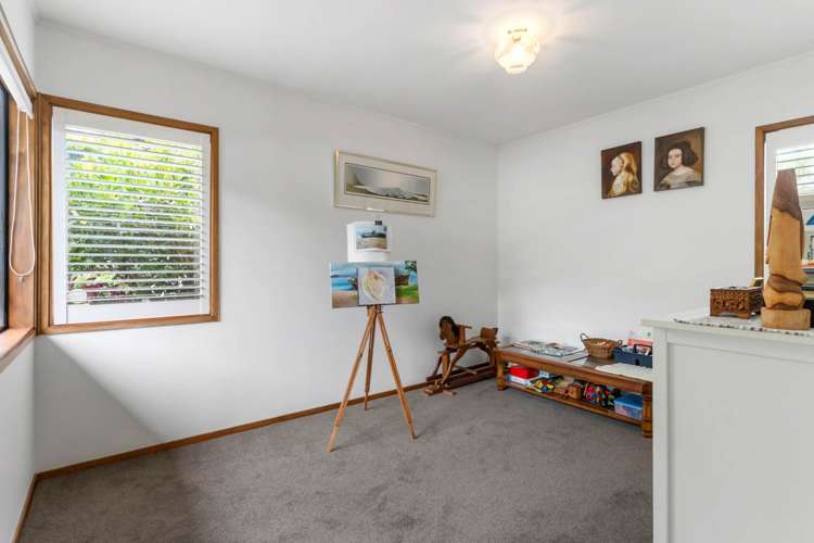 8 Jeanette Place Mairangi Bay_12
