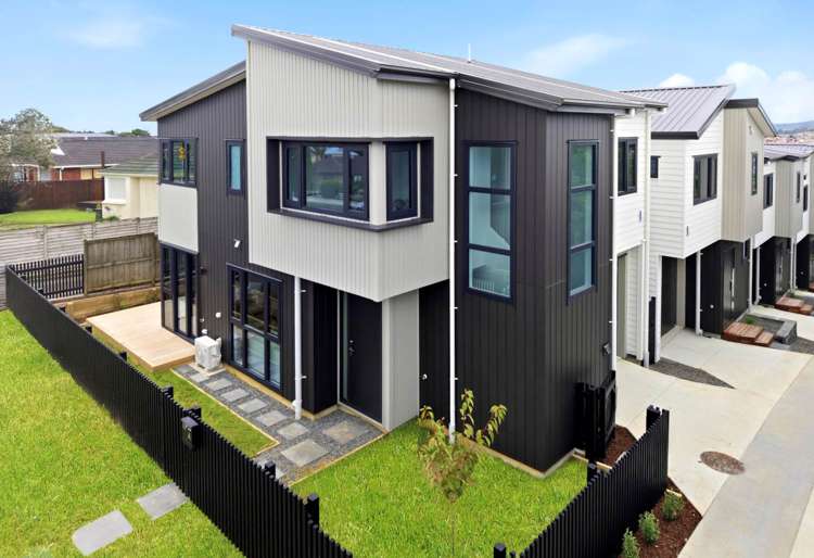 88A Bradbury Road Botany Downs_18