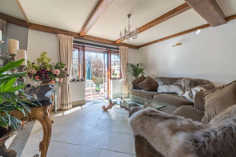 10/7 Quiet Woman Way Monaco_2