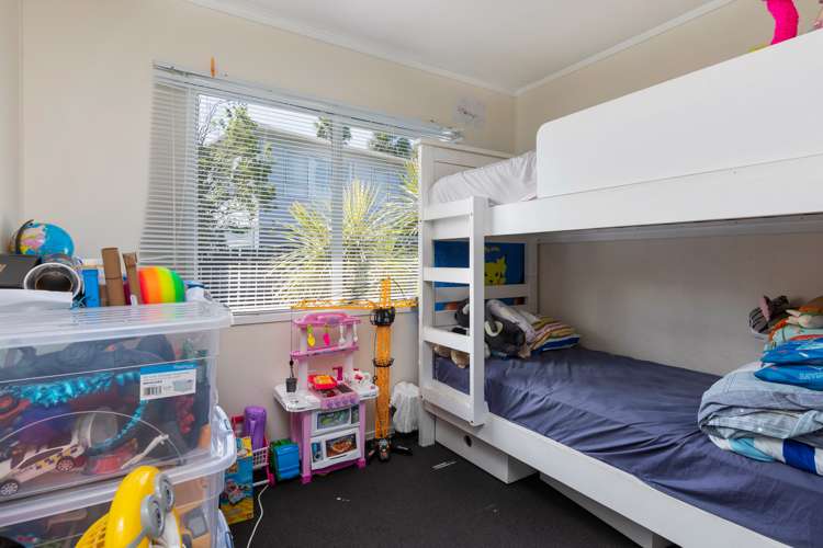 1/95b Captain Scott Road Glen Eden_7