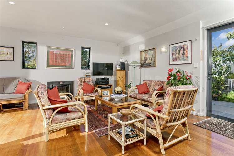 229 Lake Road Belmont_12