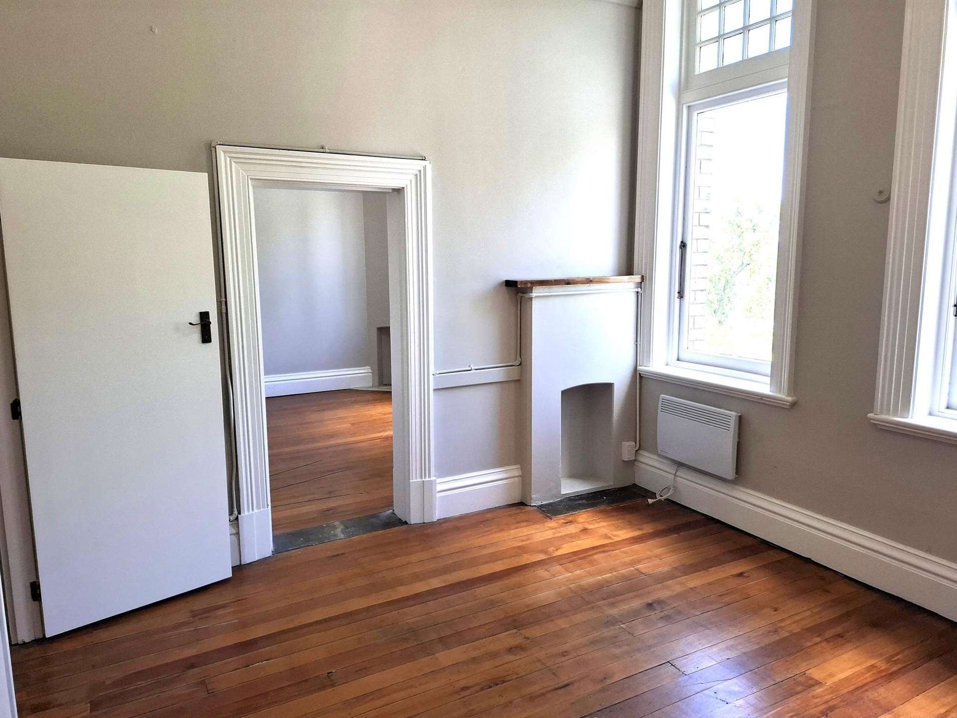 Room 2/Level 2, 1 Dowling Street Dunedin_0