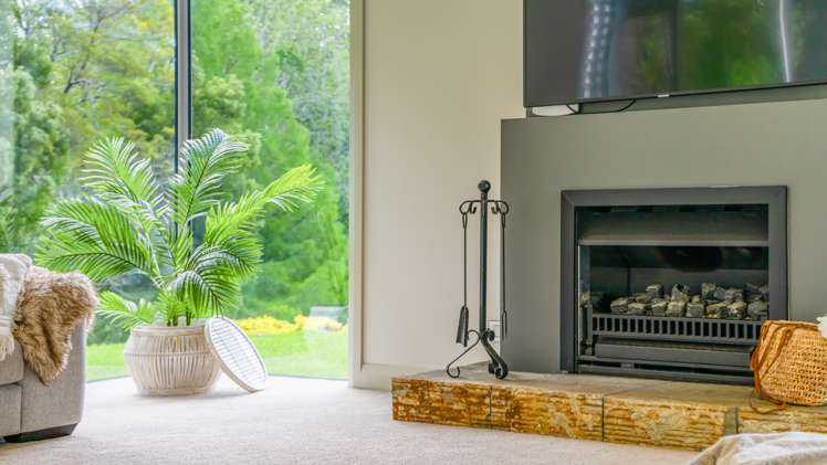 851 Ridge Road Riverhead_12