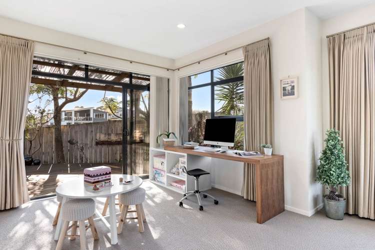 51 Pine Harbour Parade Beachlands_5