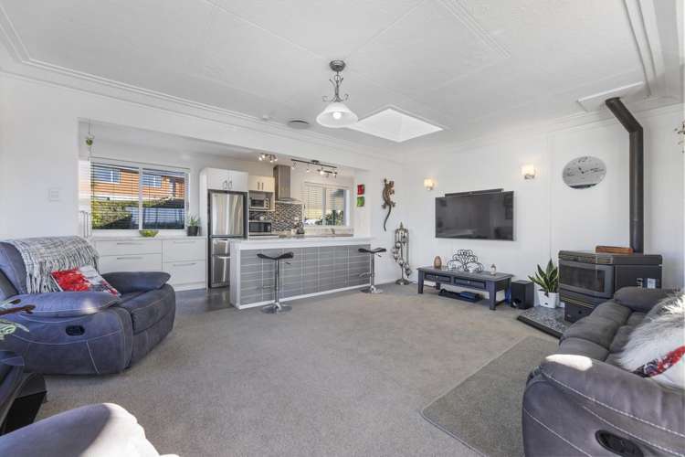 81 Gilkison Street Halfway Bush_7