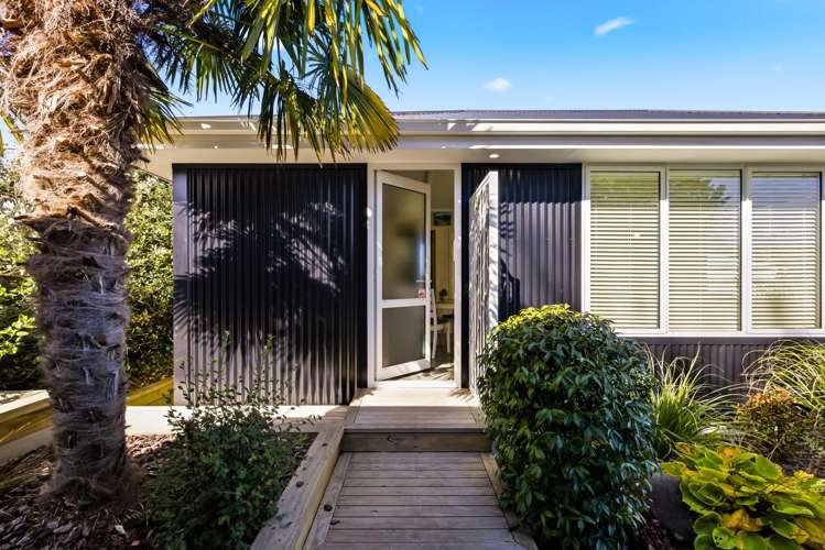 2/19 Awanui Street Hilltop_17