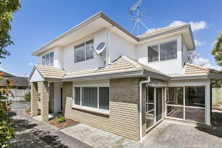 2/20 Penruddocke Road 1679_1