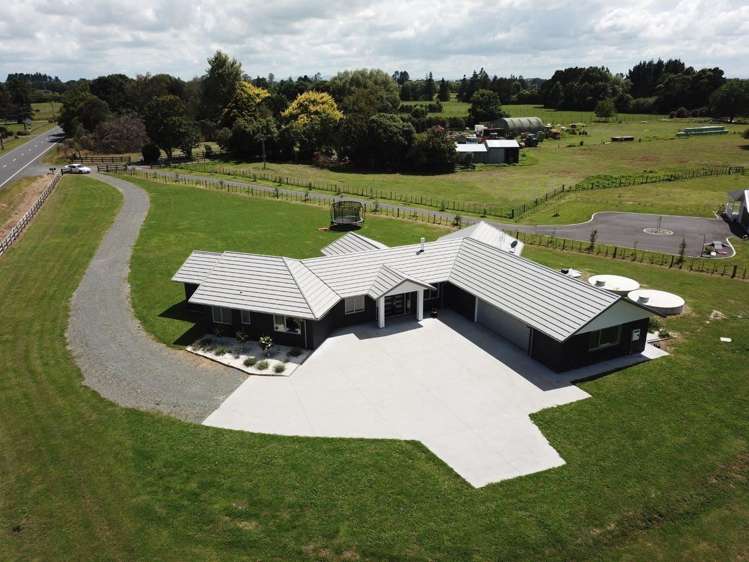 171c Hoeka Road Matangi_0