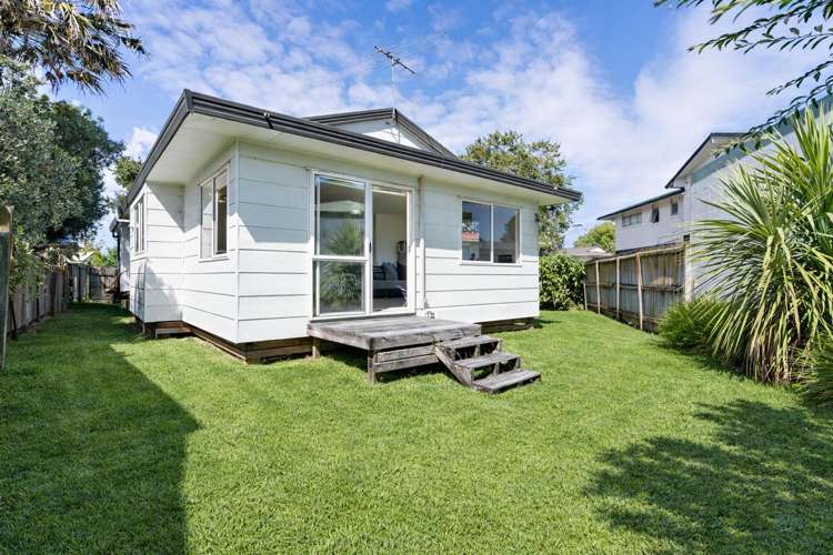 62B Walworth Avenue Pakuranga Heights_1