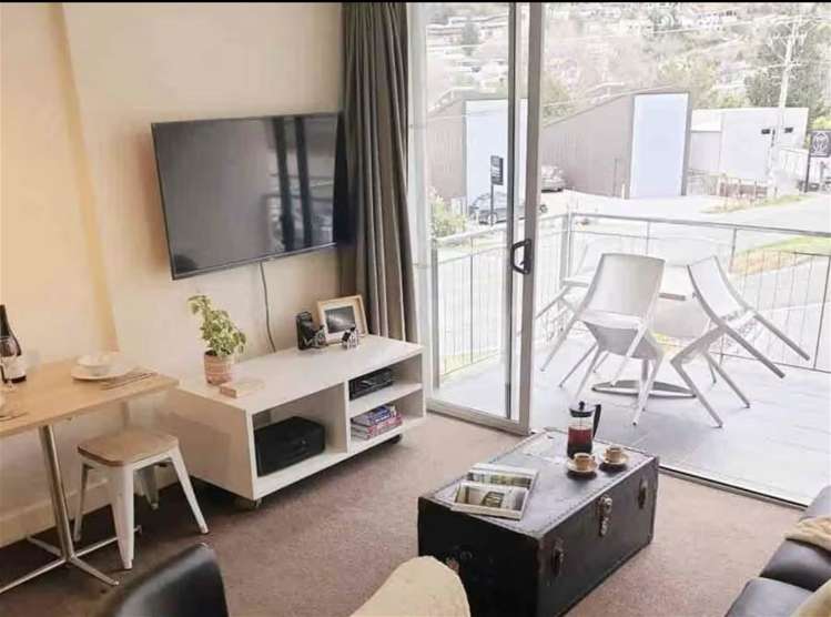 9/15 Gorge Road Queenstown_4