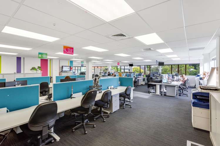 Level 1/Area B 132 Hurstmere Road Takapuna_4