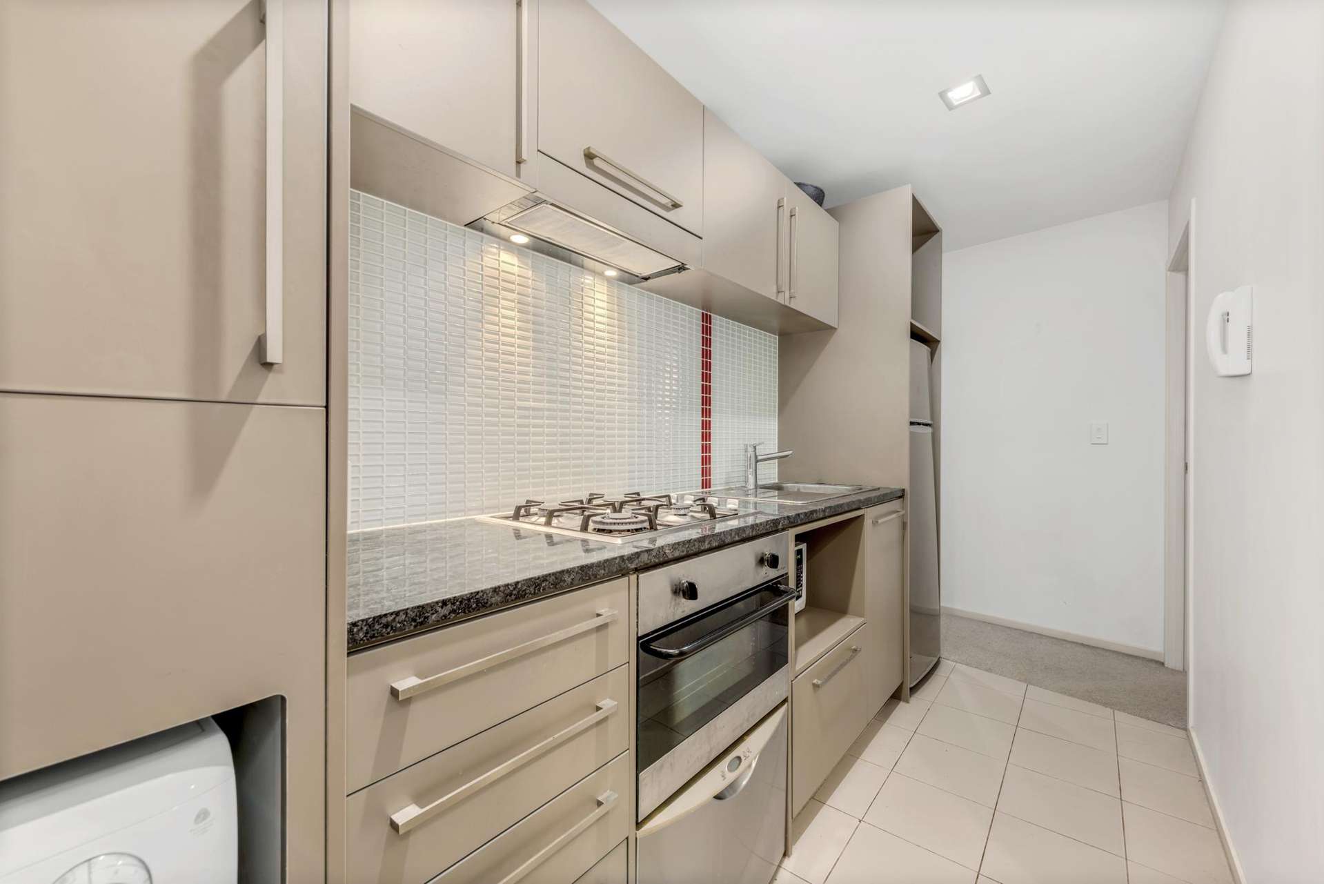 305/4 Wagener Place Mount Albert_0