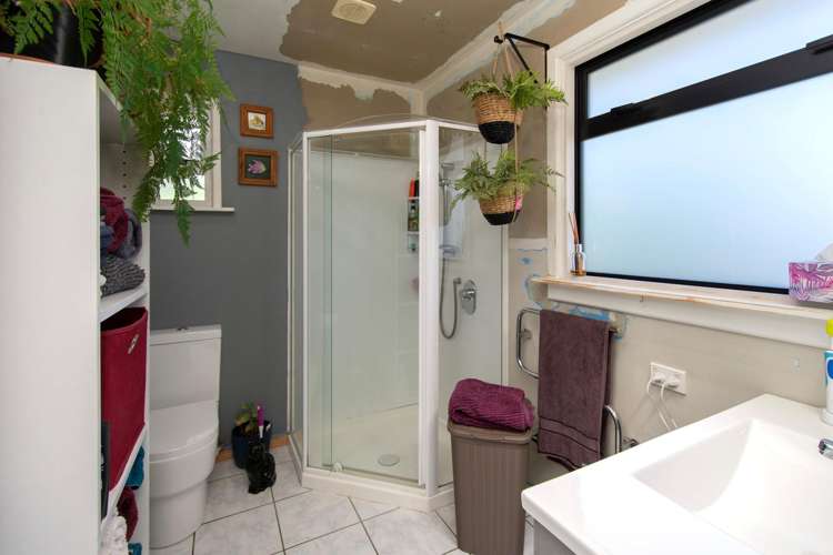 470 Pages Road Aranui_9