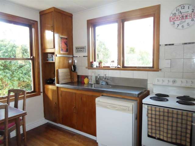 10 Montgomery Avenue Karori_1