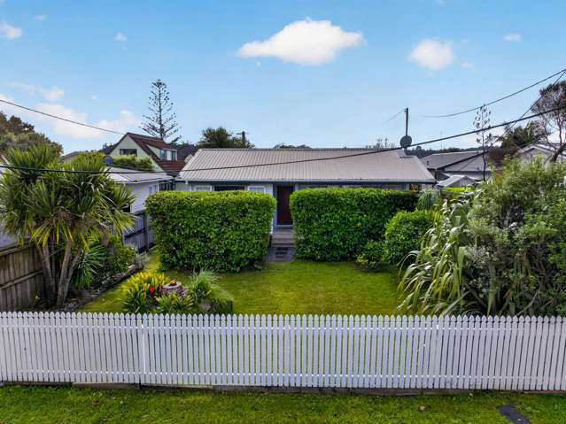 White Picket Fence Dreaming...