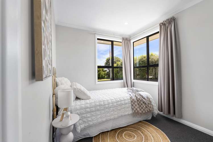 39 Lyon Street Glengarry_16