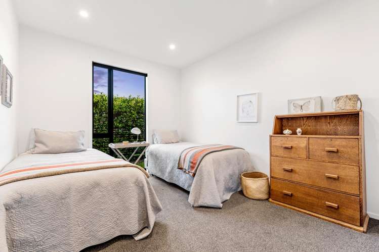 6 Sandpiper Avenue Point Wells_16