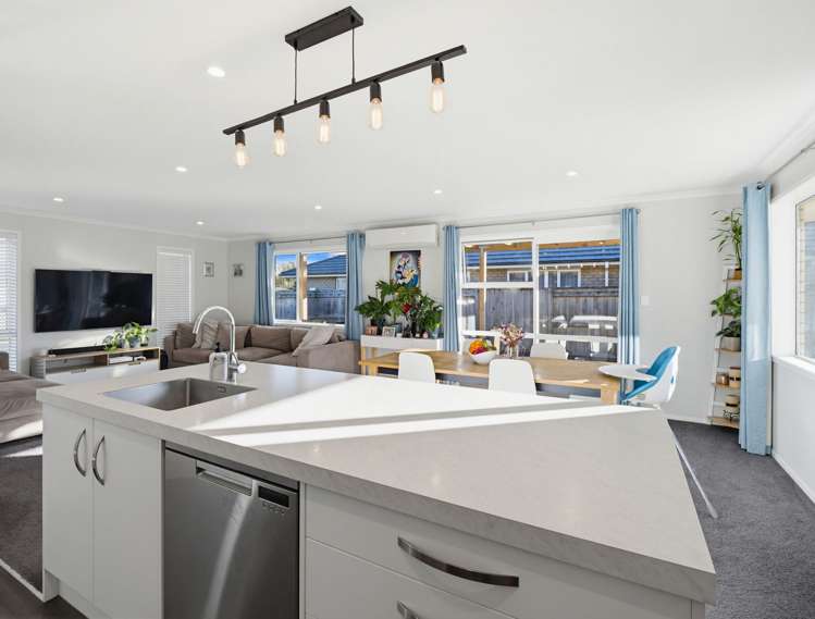 4 Middleton Way 4810 Ashhurst_1