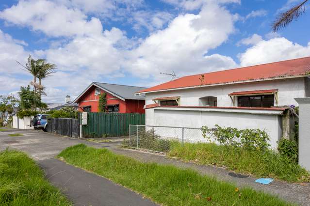 52 Old Mill Road Grey Lynn_2