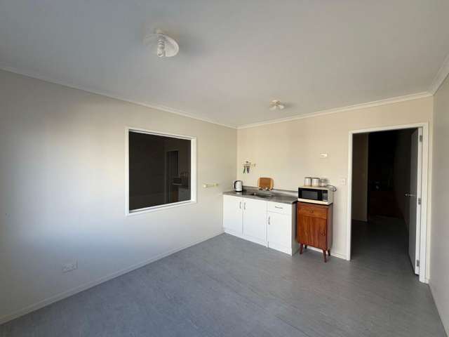 Unit 2/10A Hynds Road Gate Pa_3