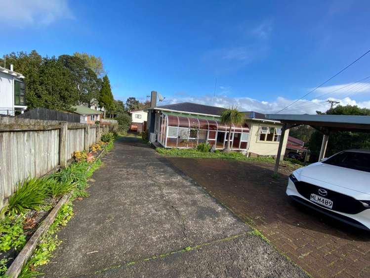 1/8 Quiet Street Te Atatu South_17