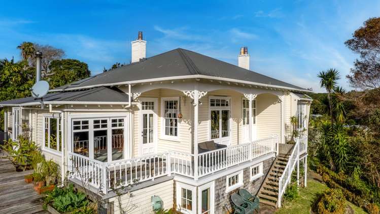 9 Robertson street_0