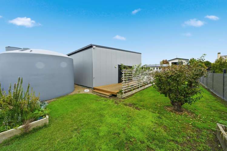 16 Kowhai Avenue Kaiaua_17