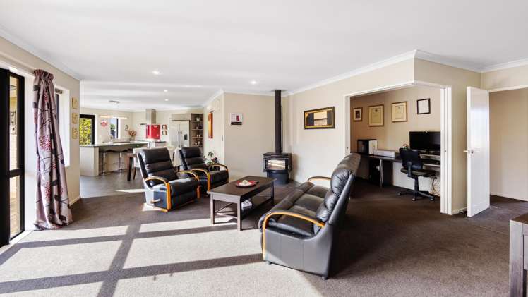 15 Shepherd Avenue West Melton_3