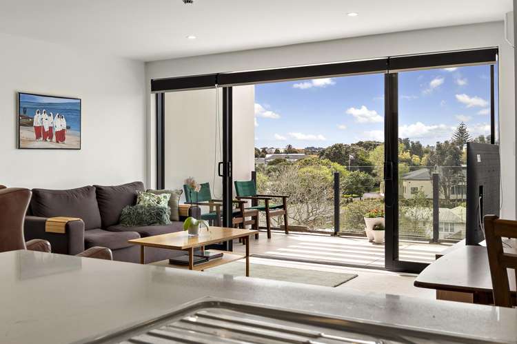 91/8 Thompson Park Rd Mount Wellington_9