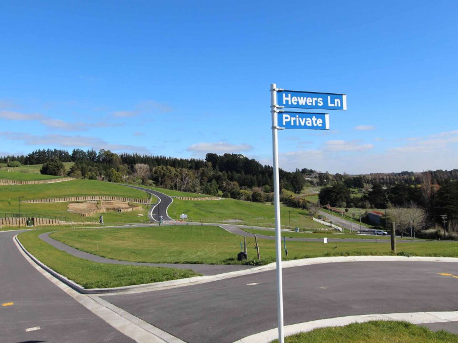 1 Hewers Lane Kennedys Bush_0