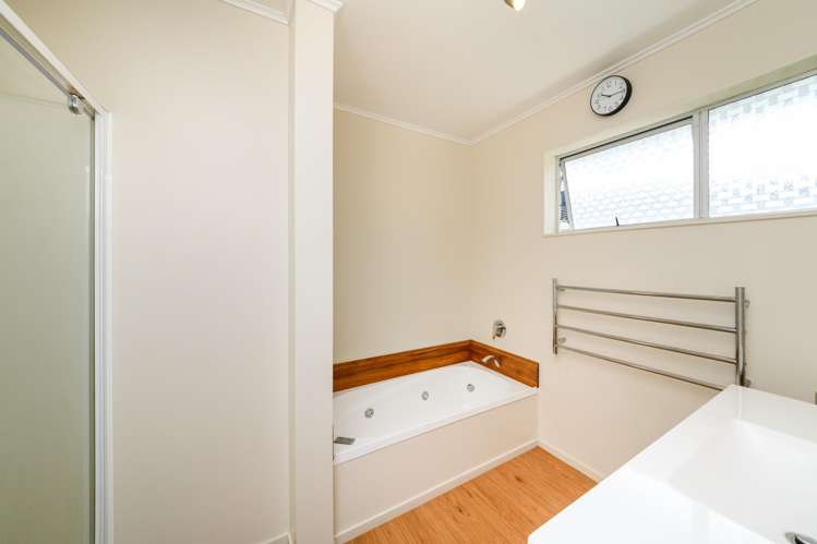 74 Buick Crescent Awapuni_14