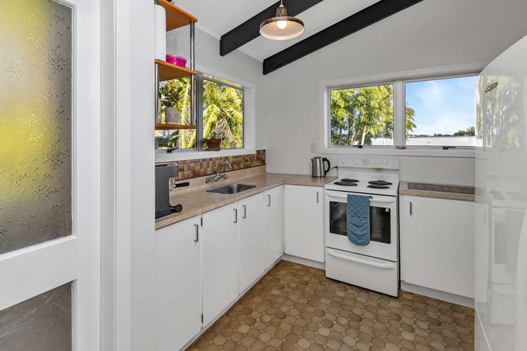 31b Raumati Crescent Onerahi_9