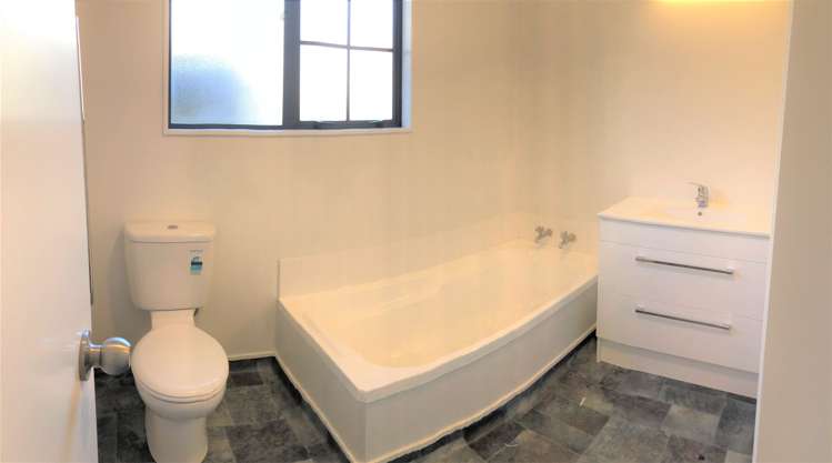 7a Hindmarsh Street Johnsonville_9