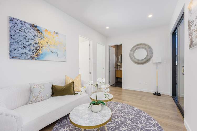 52 Tipu Crescent Milldale_2