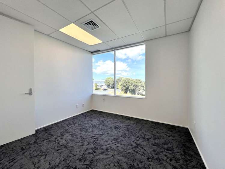 12 Vestey Drive Mt Wellington_2